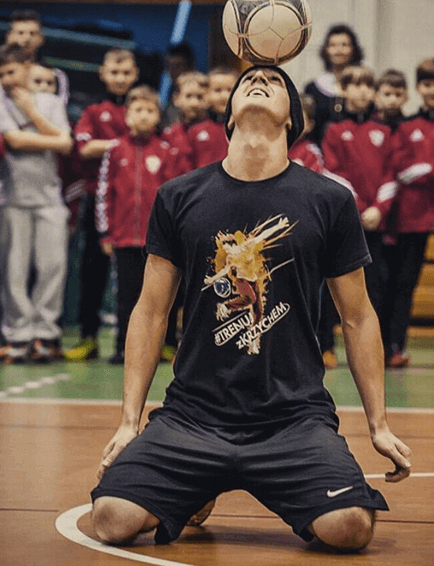 Krzysztof Golonka na pokazie